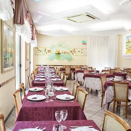 Gori Hotel 3*